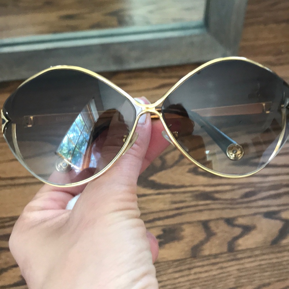 Authentic LV sunglasses. - Picture 2 of 3